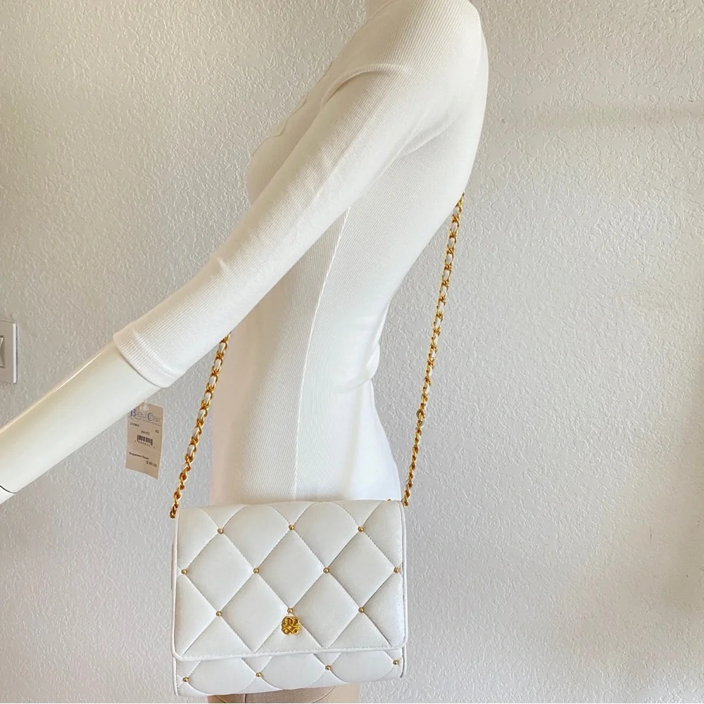 White Quilted chain strap flap Crossbody Bag